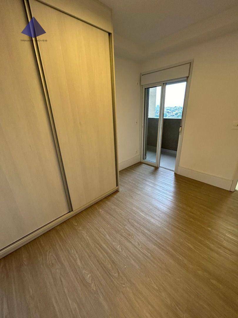 Apartamento para alugar com 3 quartos, 145m² - Foto 18