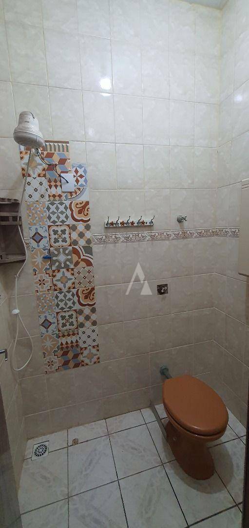 Casa à venda com 5 quartos, 340m² - Foto 11