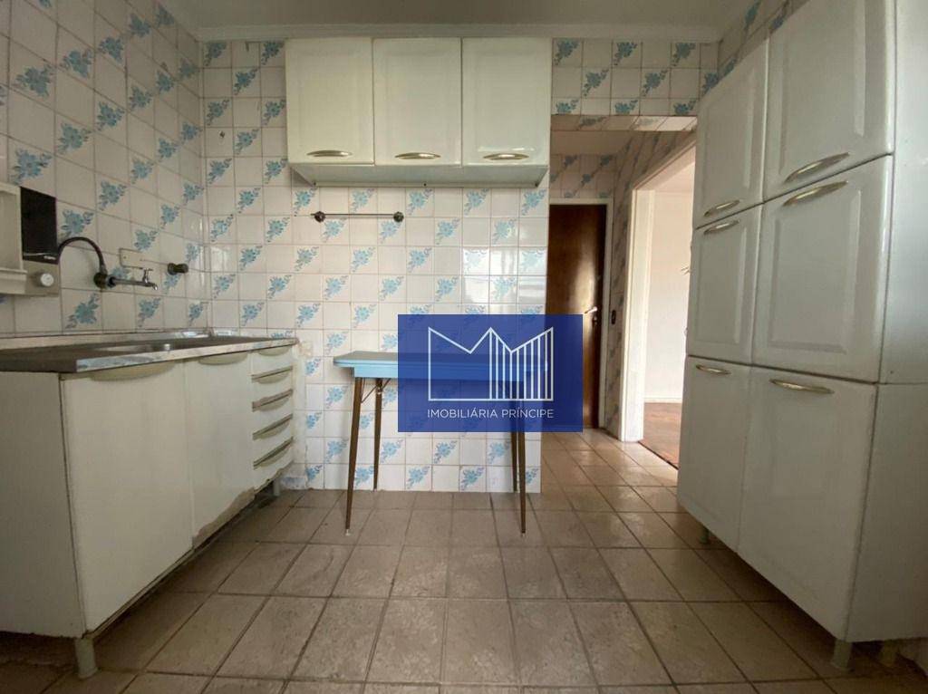 Apartamento à venda com 2 quartos, 65m² - Foto 2