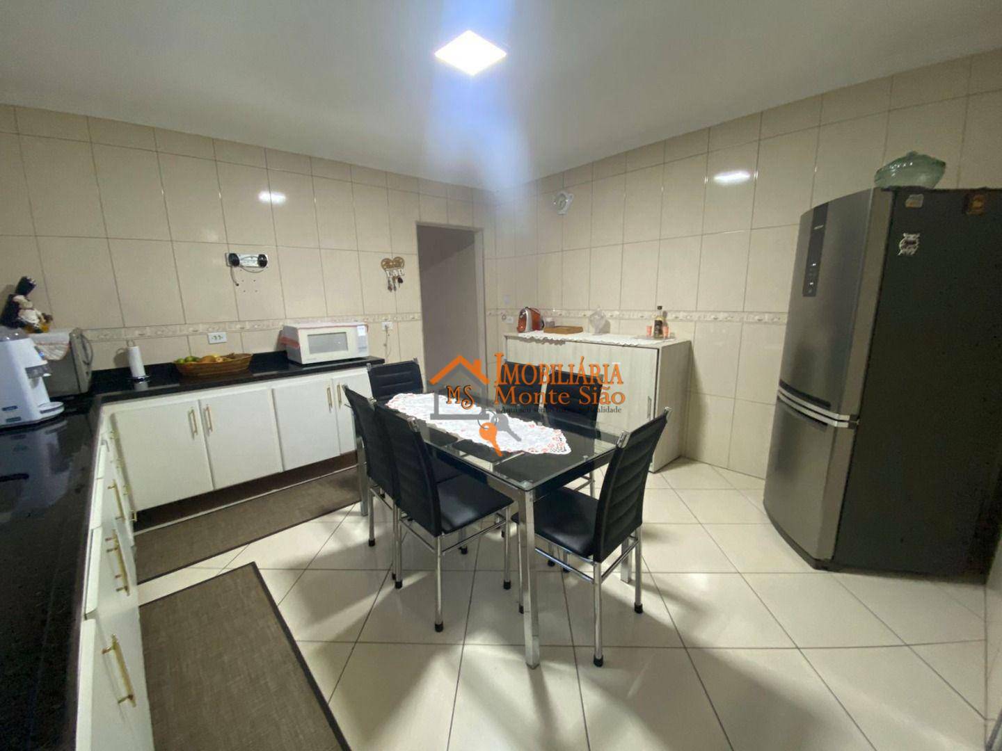 Sobrado à venda com 3 quartos, 292m² - Foto 8