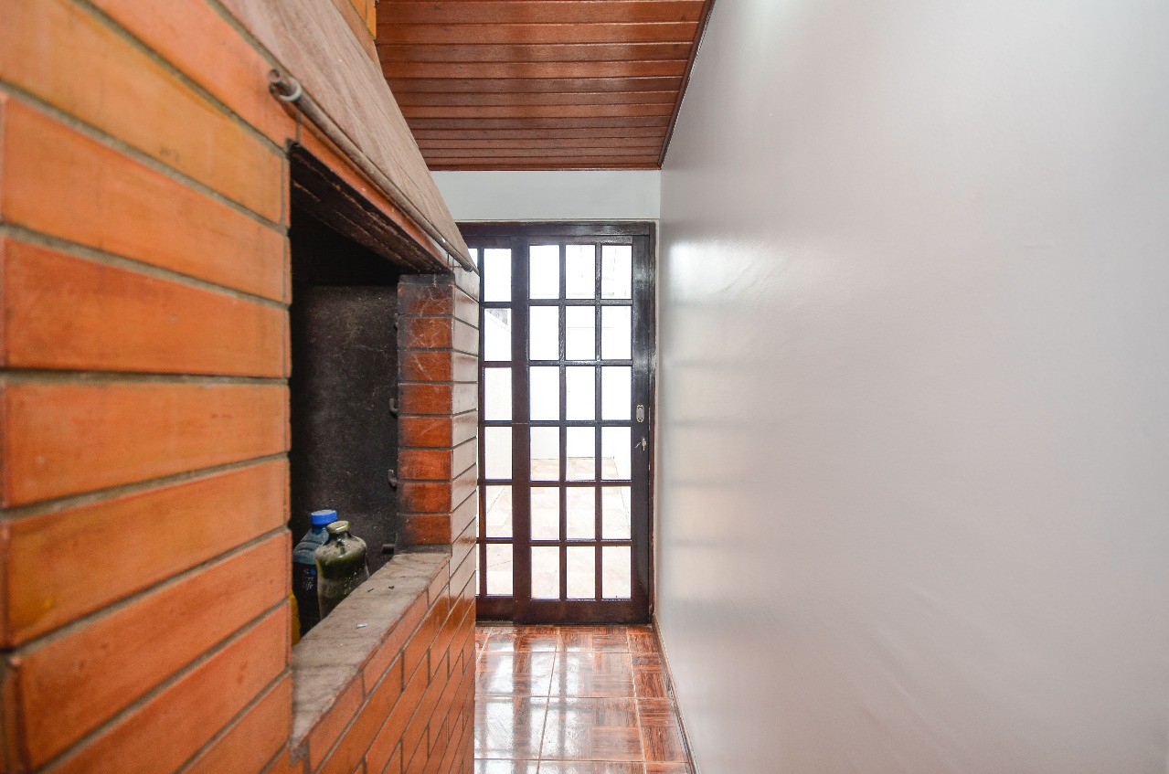 Casa à venda com 3 quartos, 80m² - Foto 15