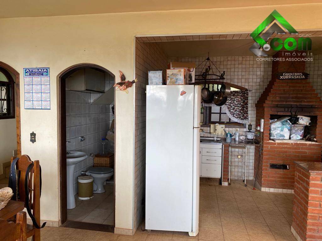 Casa à venda com 2 quartos, 300m² - Foto 6