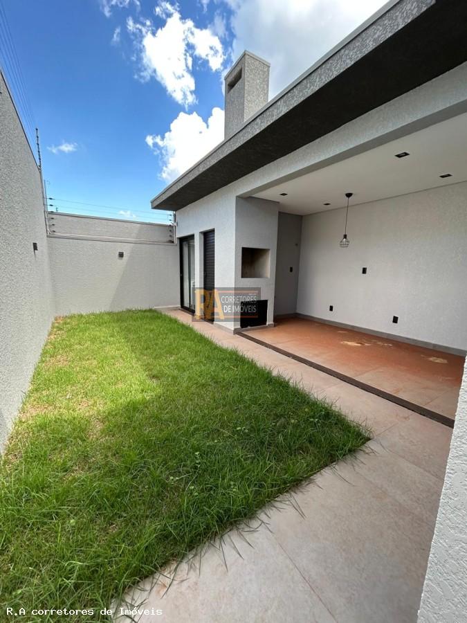 Casa à venda com 3 quartos, 180m² - Foto 16