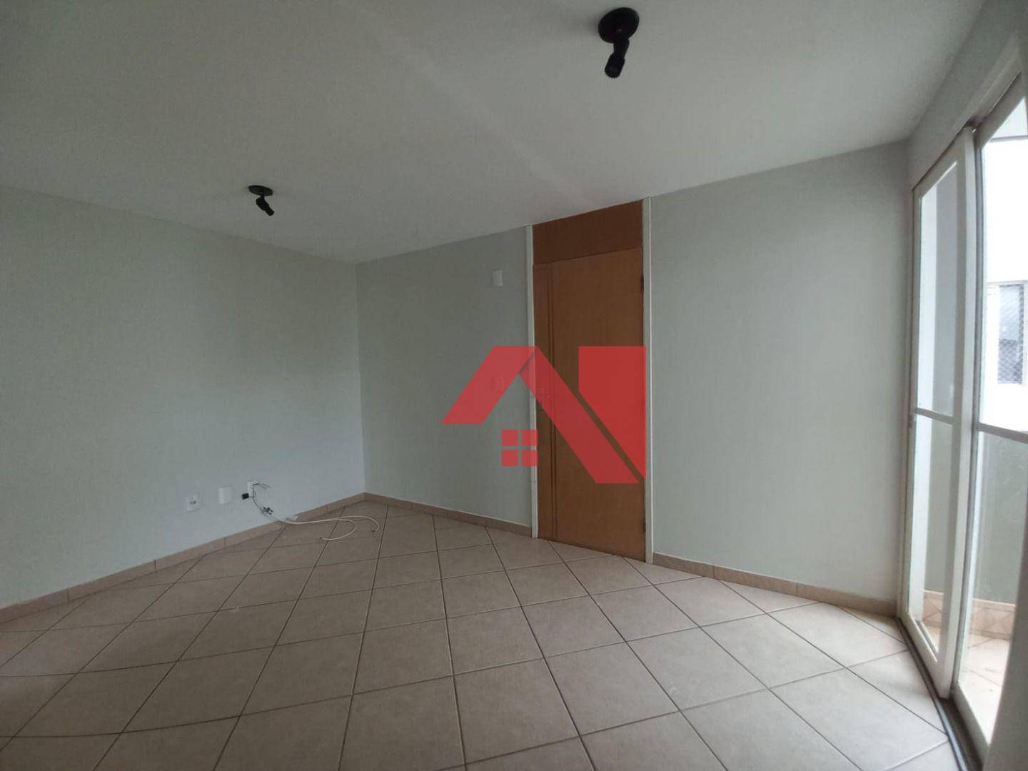 Apartamento para alugar com 2 quartos, 48m² - Foto 3