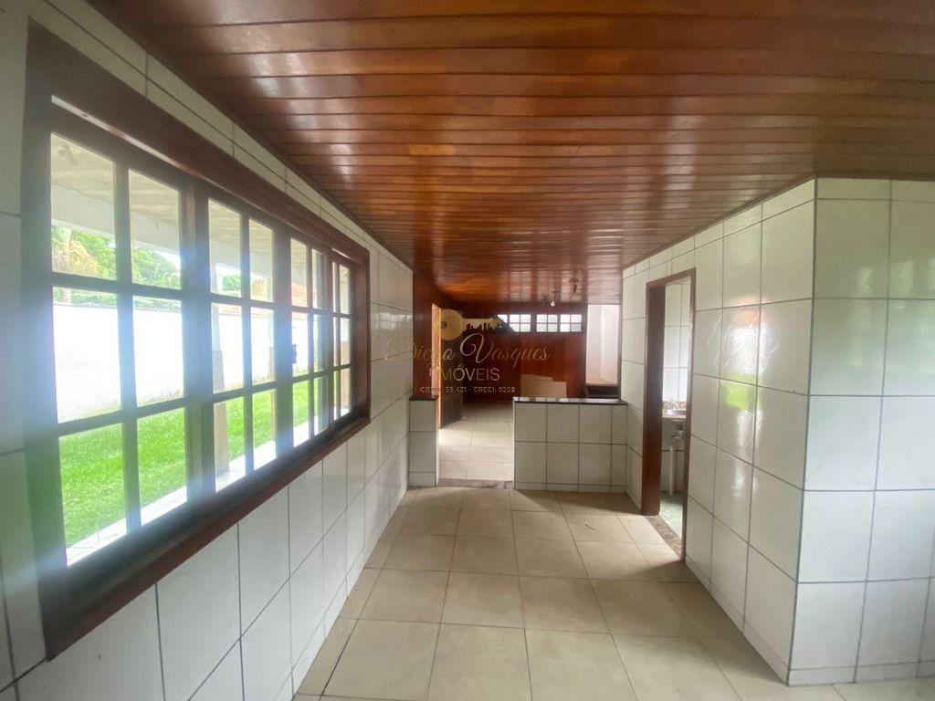 Casa à venda com 2 quartos, 1000m² - Foto 12