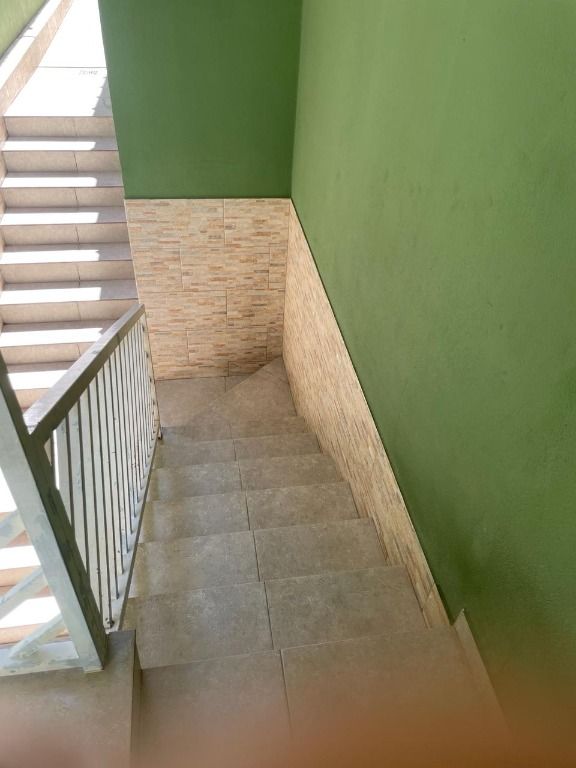 Casa de Condomínio à venda com 2 quartos, 100m² - Foto 6