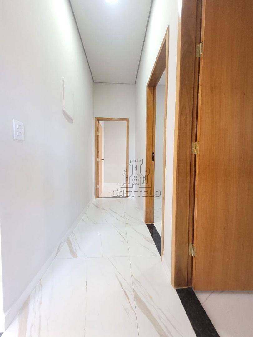Casa à venda com 3 quartos, 111m² - Foto 7
