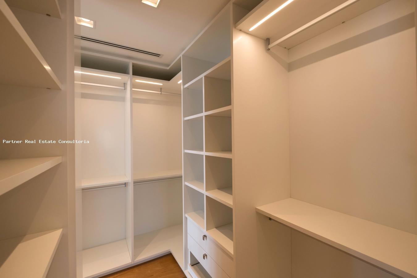 Apartamento à venda com 4 quartos, 275m² - Foto 28