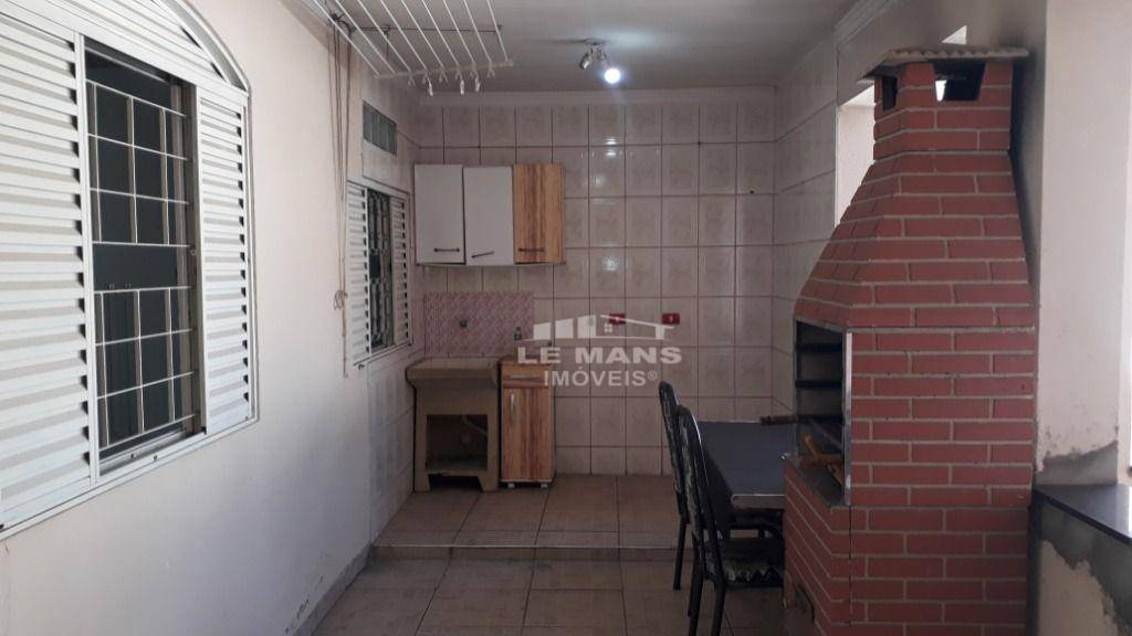 Casa à venda com 2 quartos, 90m² - Foto 31