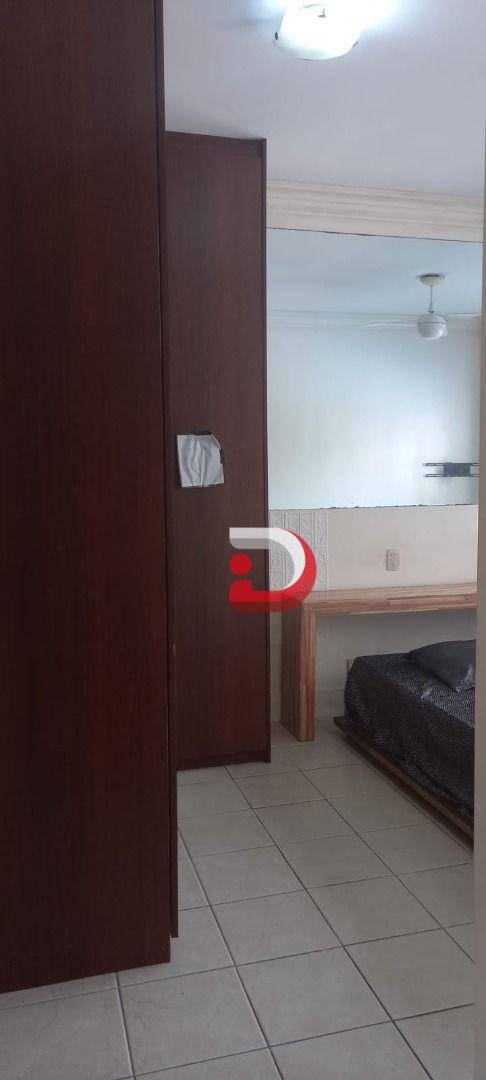 Apartamento para alugar com 2 quartos, 94m² - Foto 13