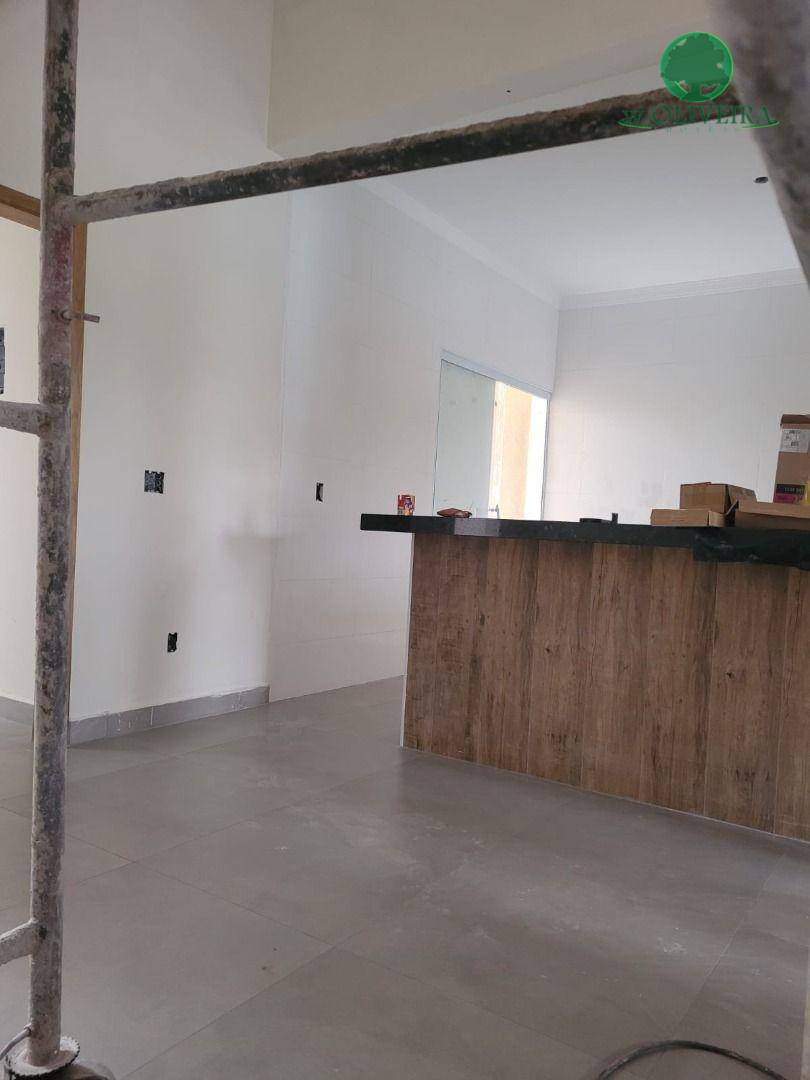 Casa à venda com 3 quartos, 123m² - Foto 5