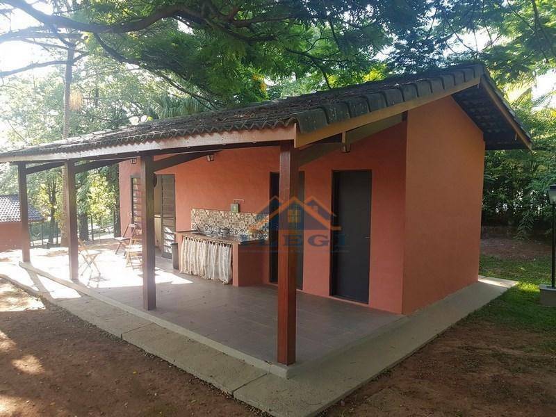 Casa de Condomínio à venda e aluguel com 3 quartos, 220m² - Foto 32