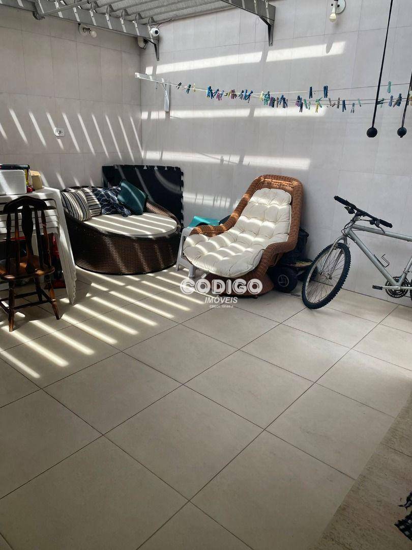 Sobrado à venda com 3 quartos, 190m² - Foto 16