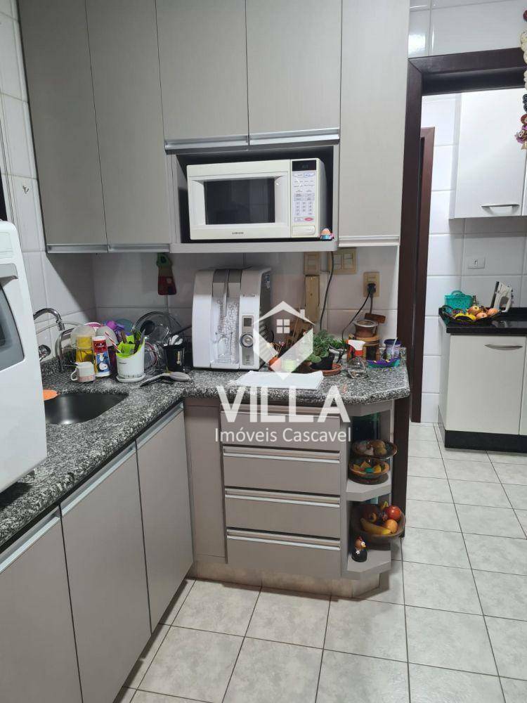 Apartamento à venda com 3 quartos, 137m² - Foto 3