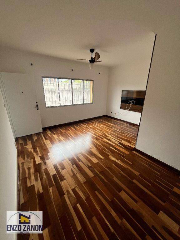 Apartamento à venda com 3 quartos, 76m² - Foto 2