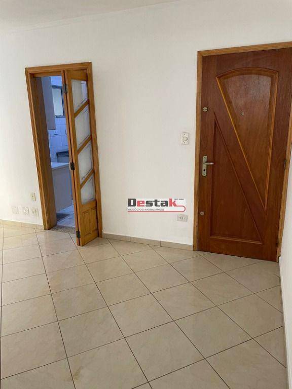 Apartamento à venda com 2 quartos, 59m² - Foto 6