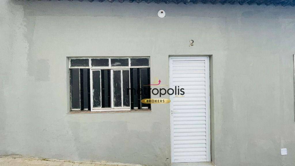 Casa para alugar com 1 quarto, 60m² - Foto 11