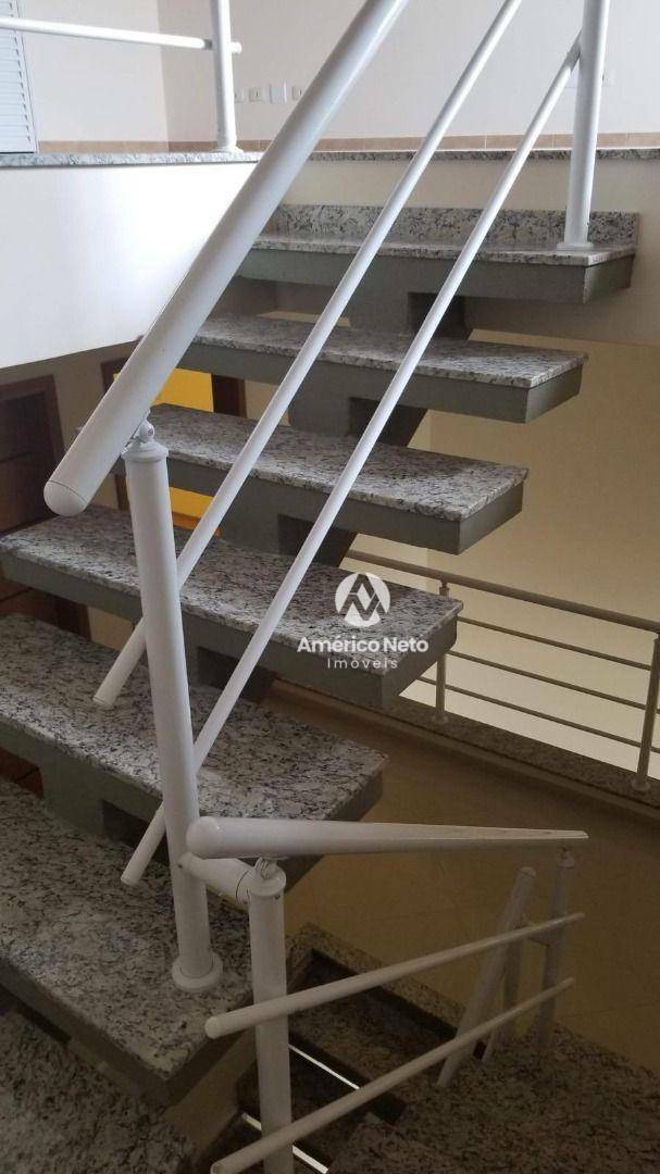 Casa à venda e aluguel com 3 quartos, 340m² - Foto 29