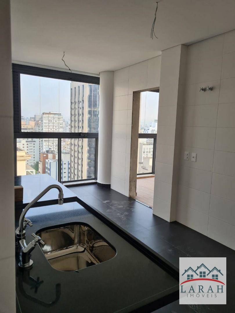 Apartamento à venda com 3 quartos, 205m² - Foto 20