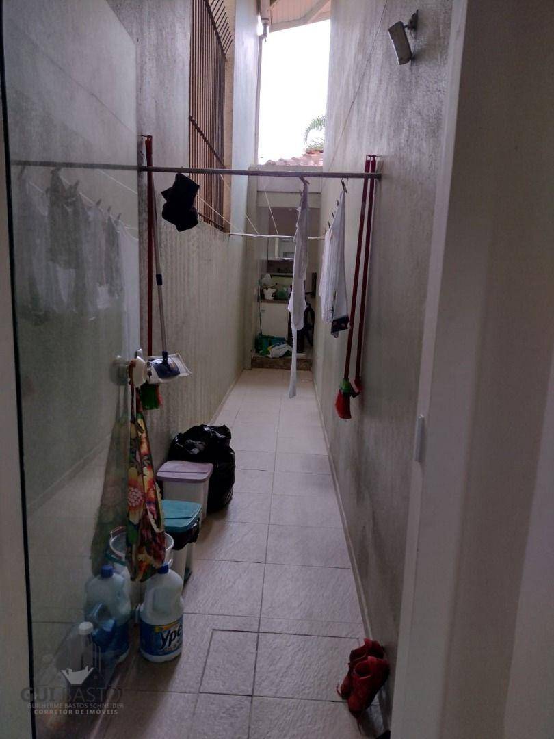 Casa à venda com 3 quartos, 150m² - Foto 19