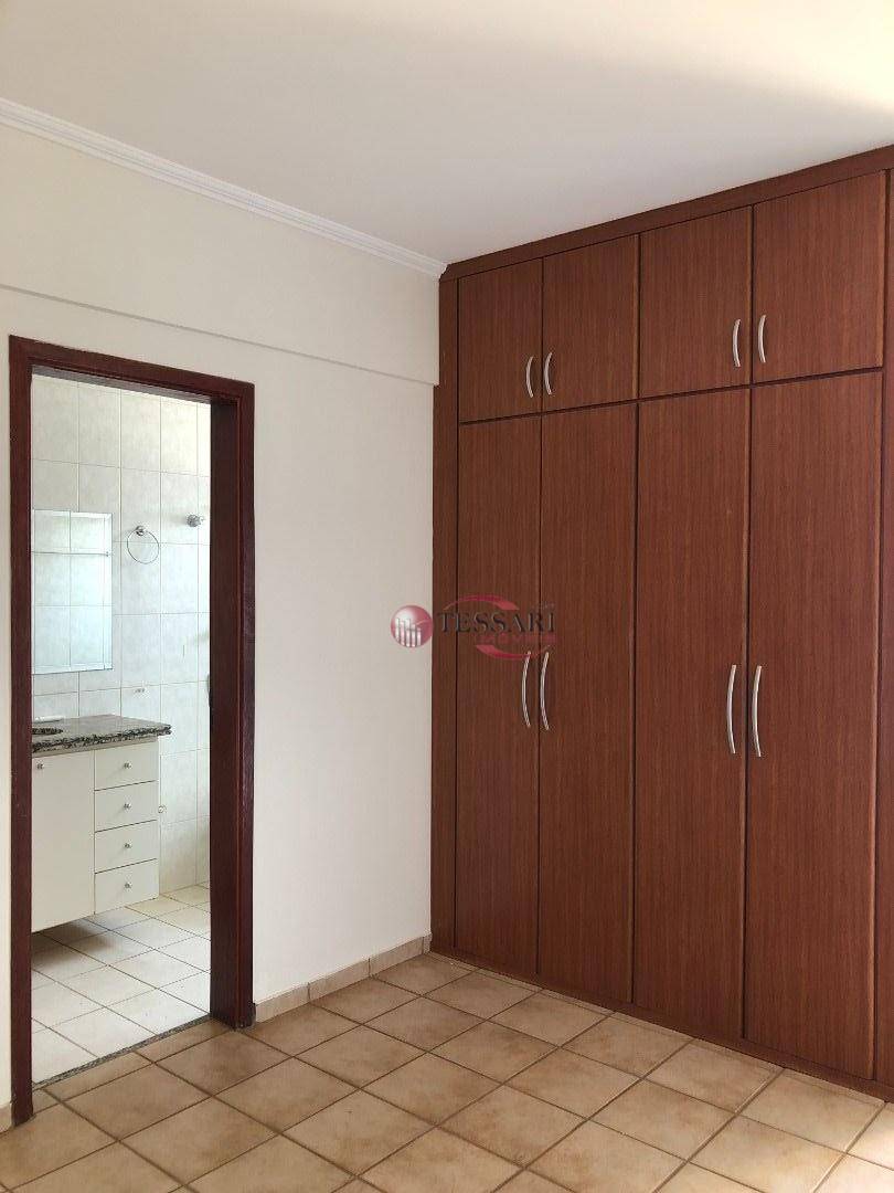 Apartamento à venda com 3 quartos, 125m² - Foto 12