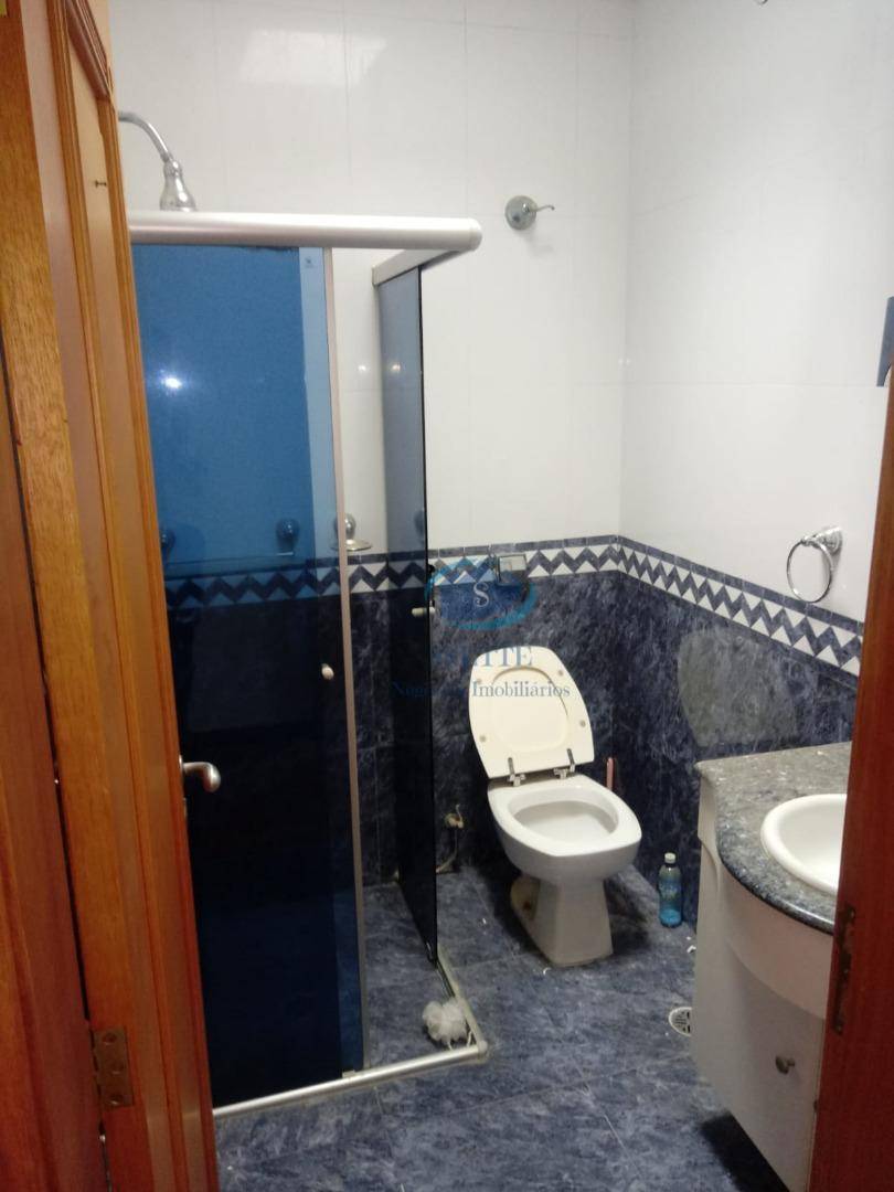 Sobrado à venda com 3 quartos, 220m² - Foto 26