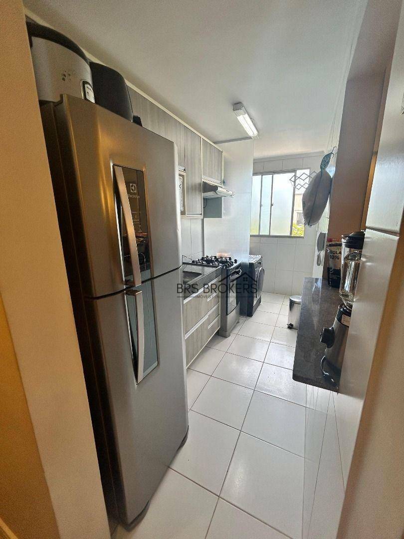 Apartamento à venda com 2 quartos, 45m² - Foto 3