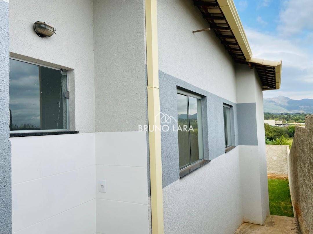 Casa à venda com 3 quartos, 70m² - Foto 16