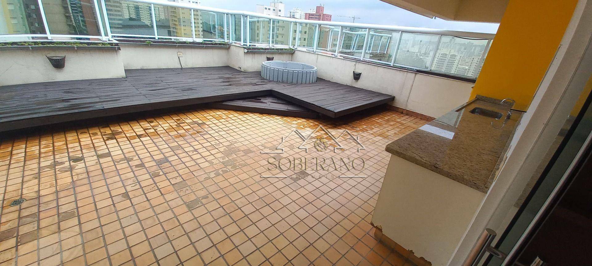 Cobertura à venda com 3 quartos, 250m² - Foto 3