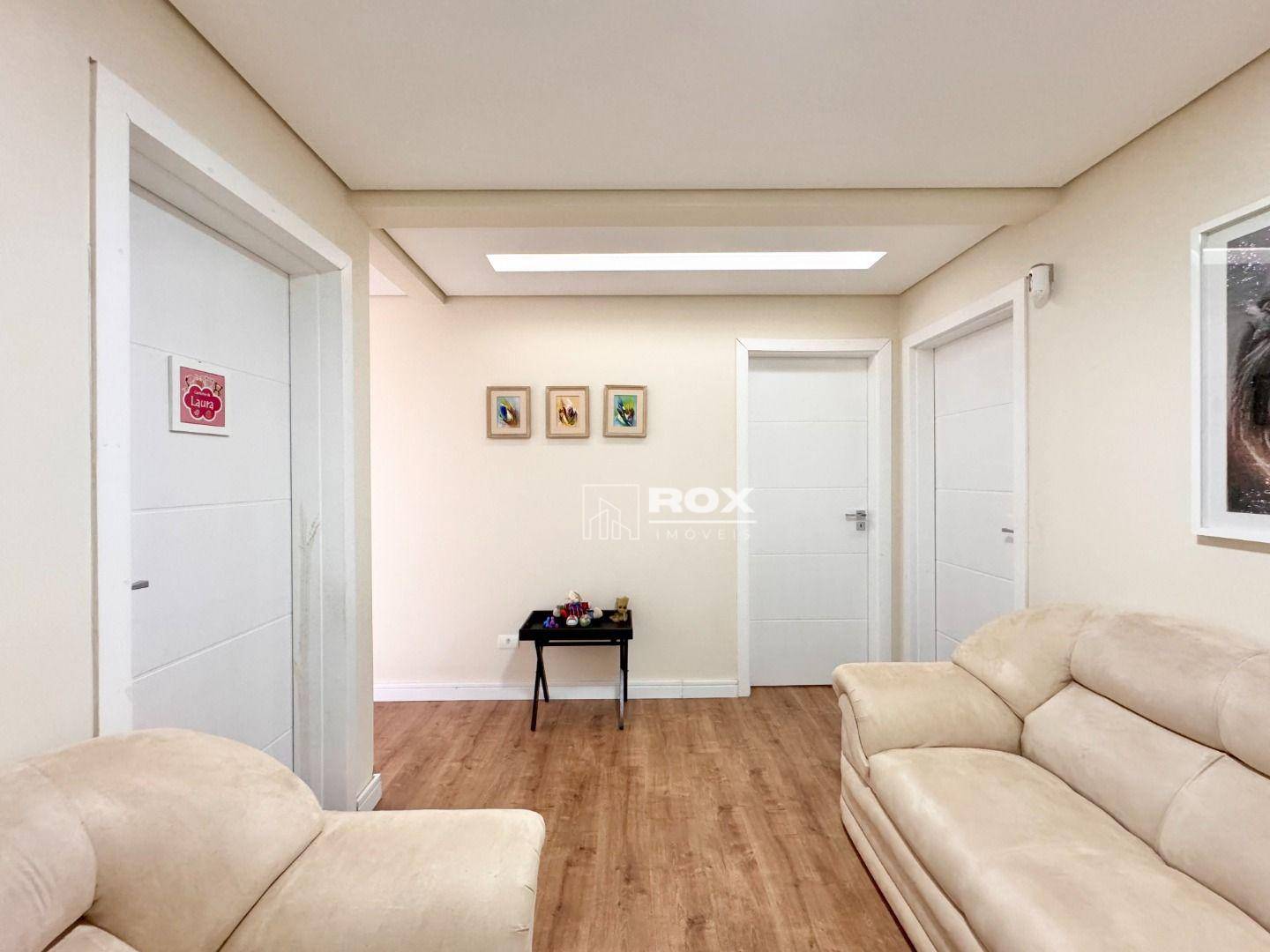 Casa à venda com 3 quartos, 274m² - Foto 18