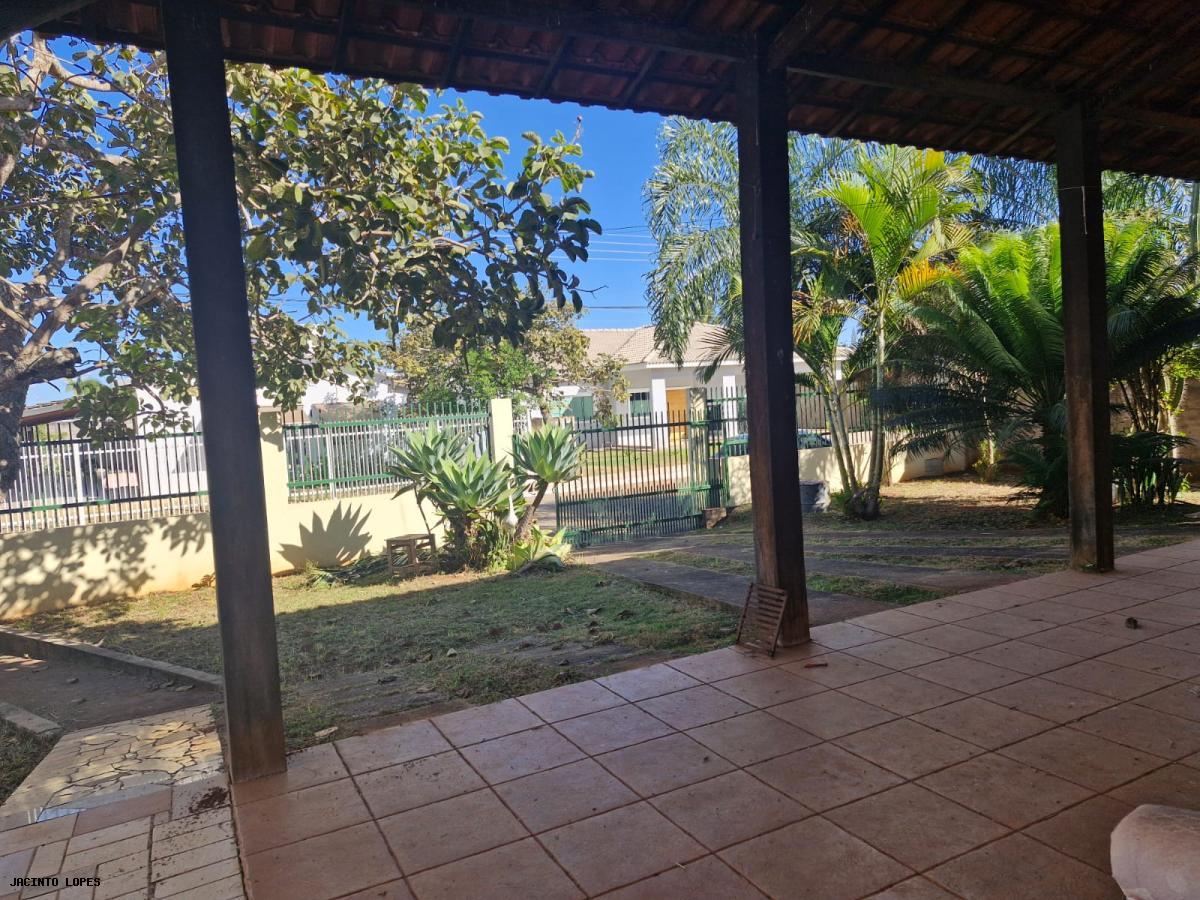 Casa de Condomínio à venda com 3 quartos, 200m² - Foto 14