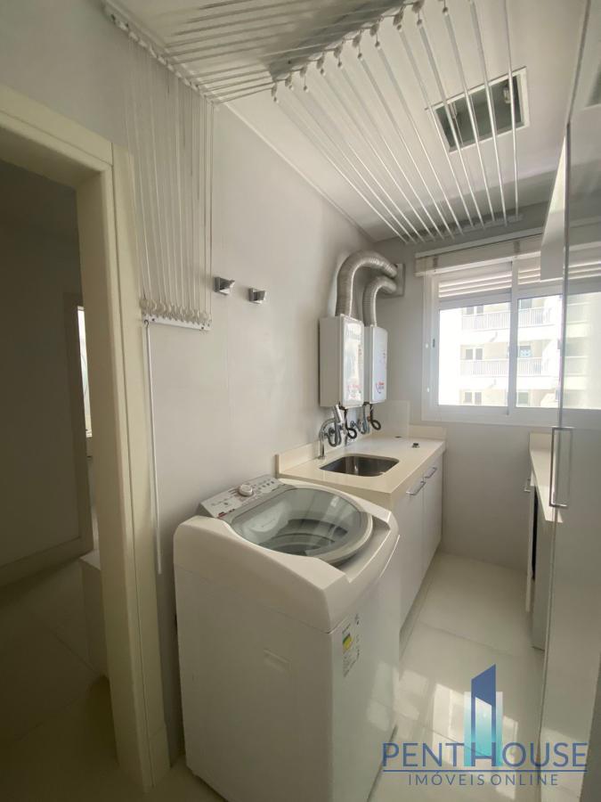 Apartamento à venda com 4 quartos, 220m² - Foto 9