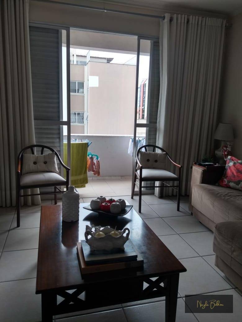 Apartamento à venda com 3 quartos, 113m² - Foto 11