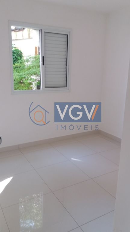 Apartamento à venda com 2 quartos, 55m² - Foto 13