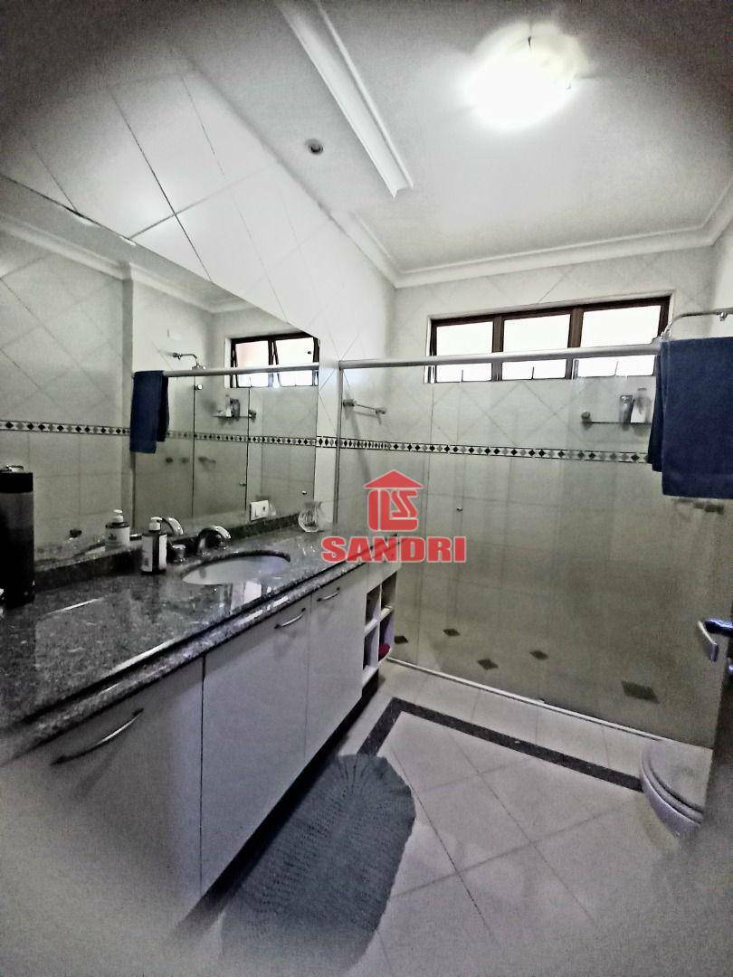 Sobrado à venda com 3 quartos, 550m² - Foto 13