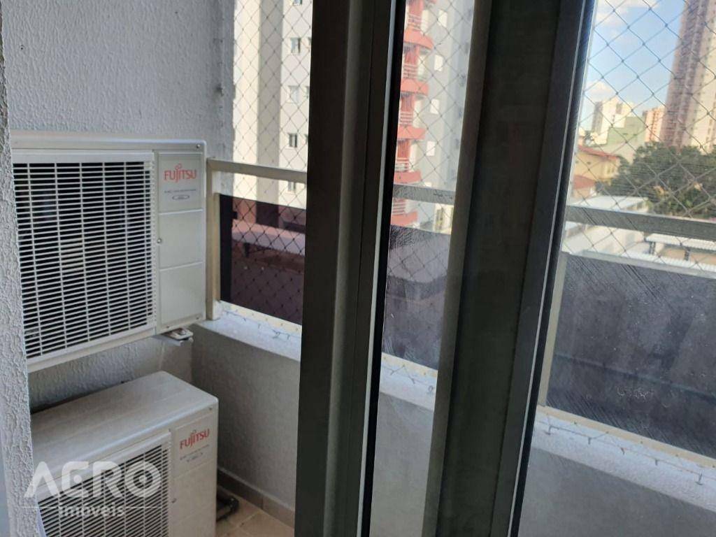 Apartamento para alugar com 2 quartos, 55m² - Foto 8