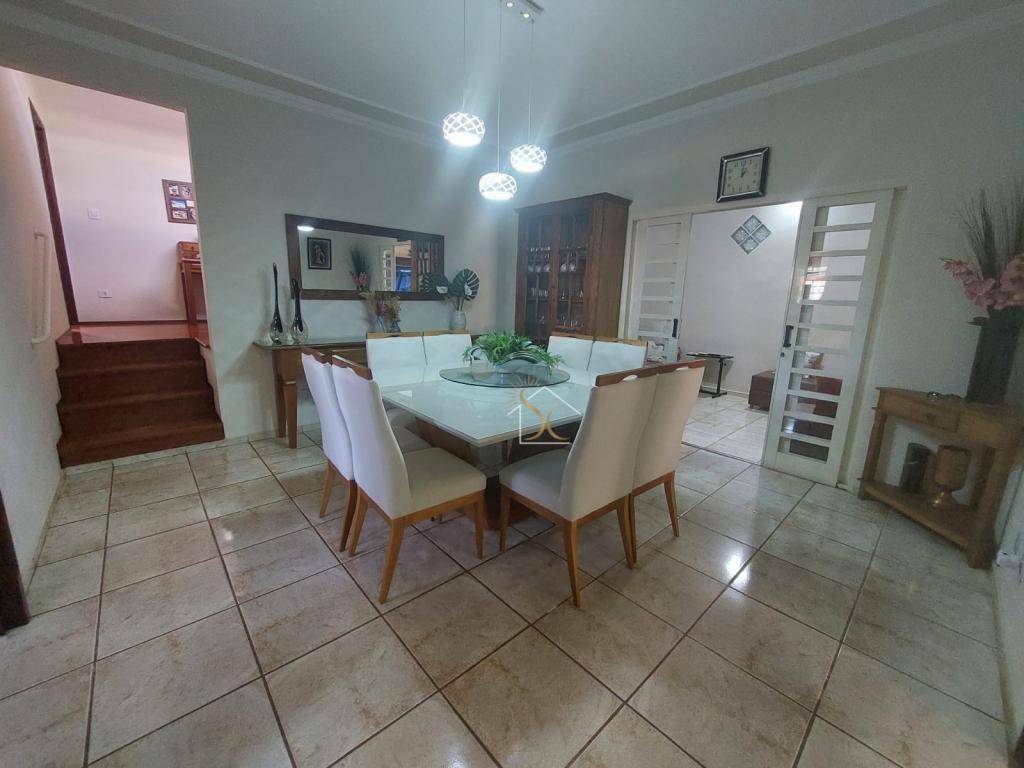 Casa à venda e aluguel com 3 quartos, 310m² - Foto 6