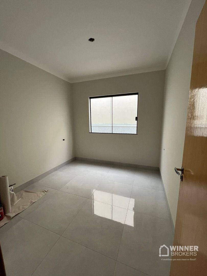 Casa à venda com 3 quartos, 99m² - Foto 13