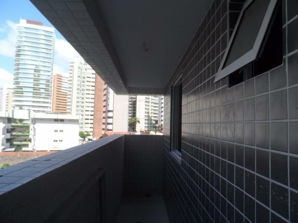 Apartamento à venda com 2 quartos, 80m² - Foto 25