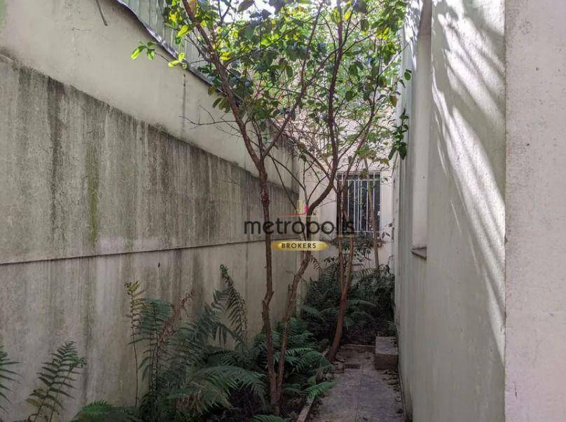 Sobrado à venda com 5 quartos, 197m² - Foto 11