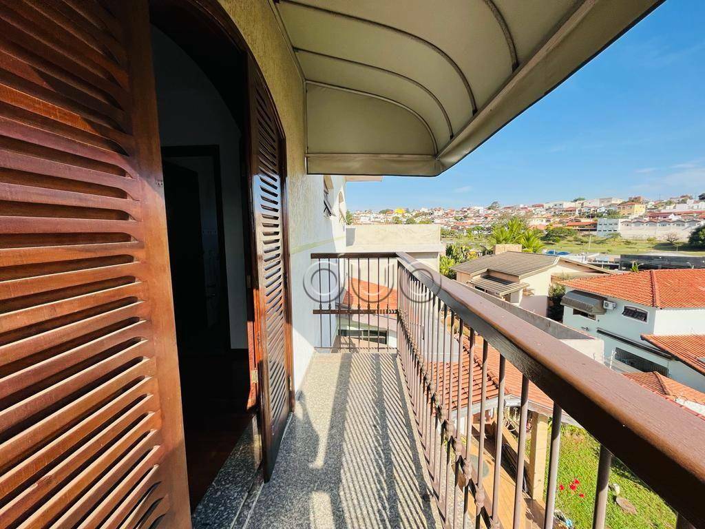 Casa à venda com 3 quartos, 244m² - Foto 24