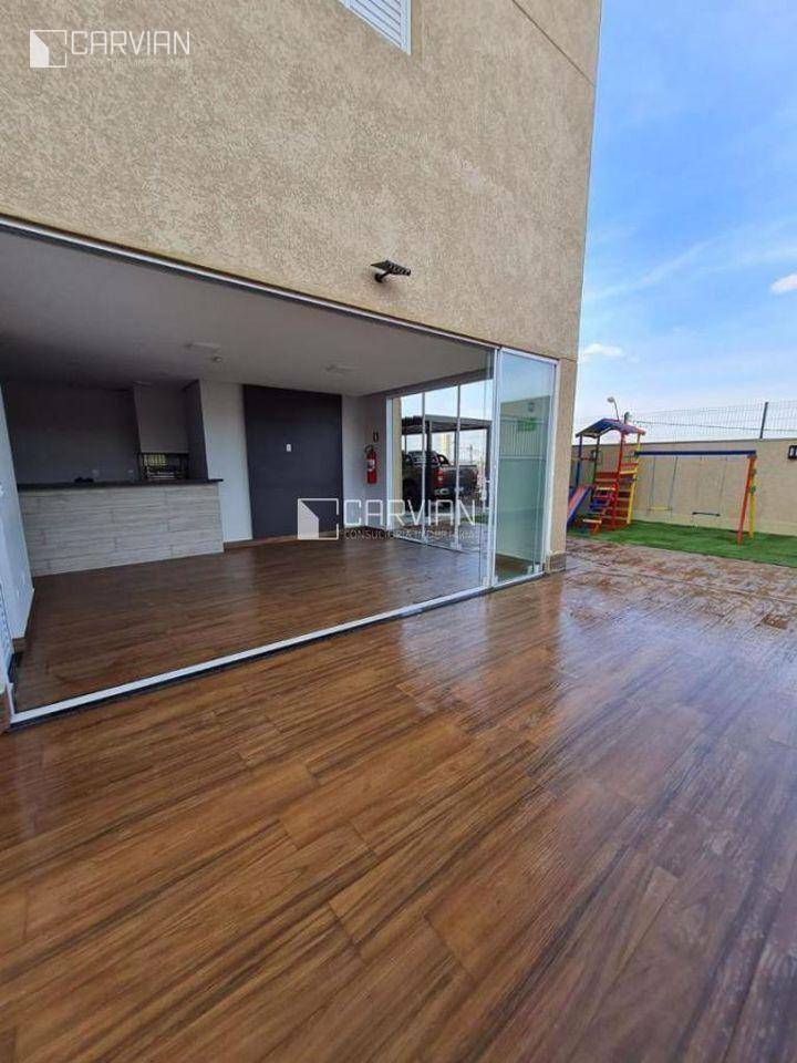 Apartamento à venda com 2 quartos, 61m² - Foto 16