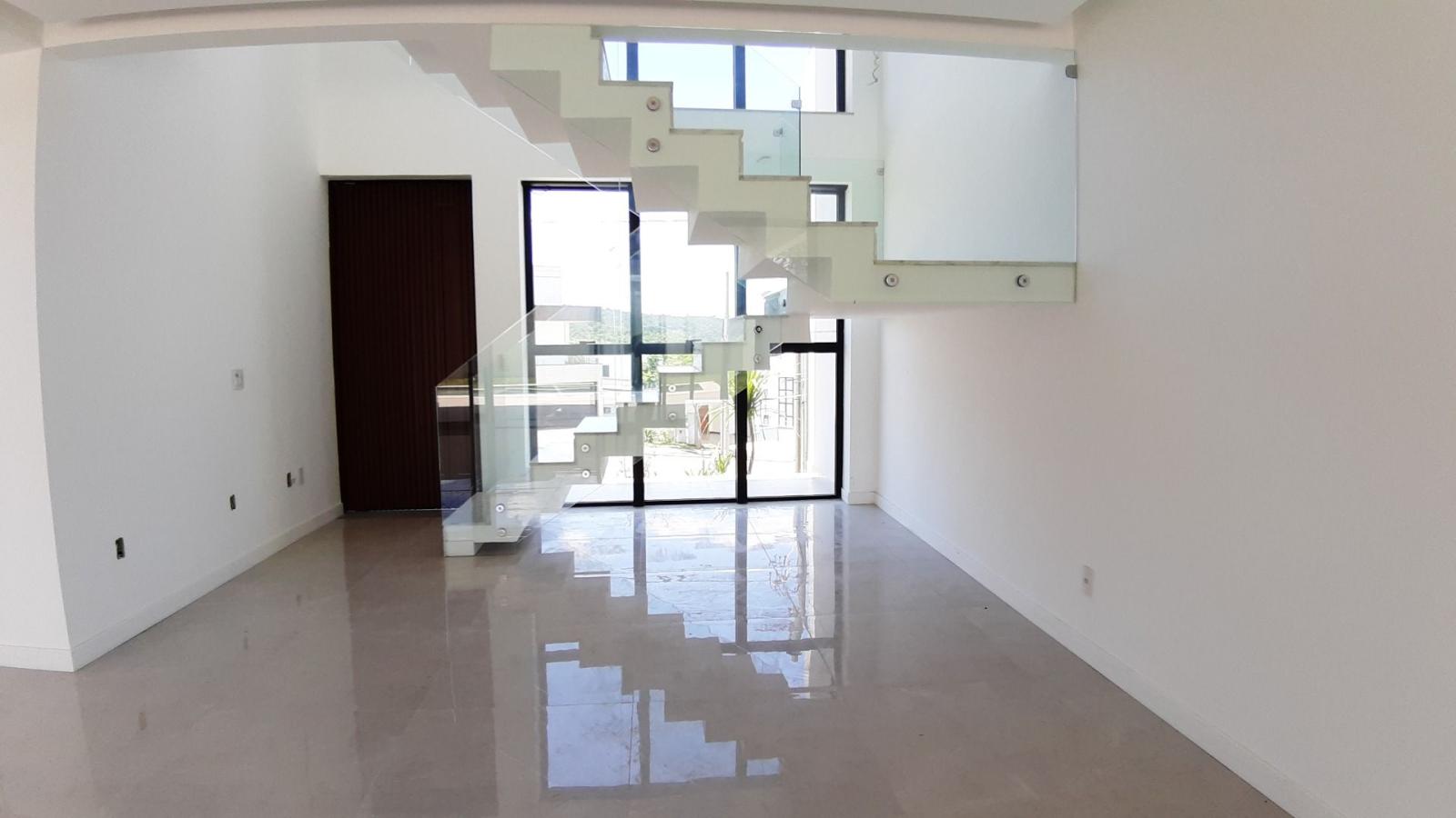 Casa à venda com 4 quartos, 330m² - Foto 18