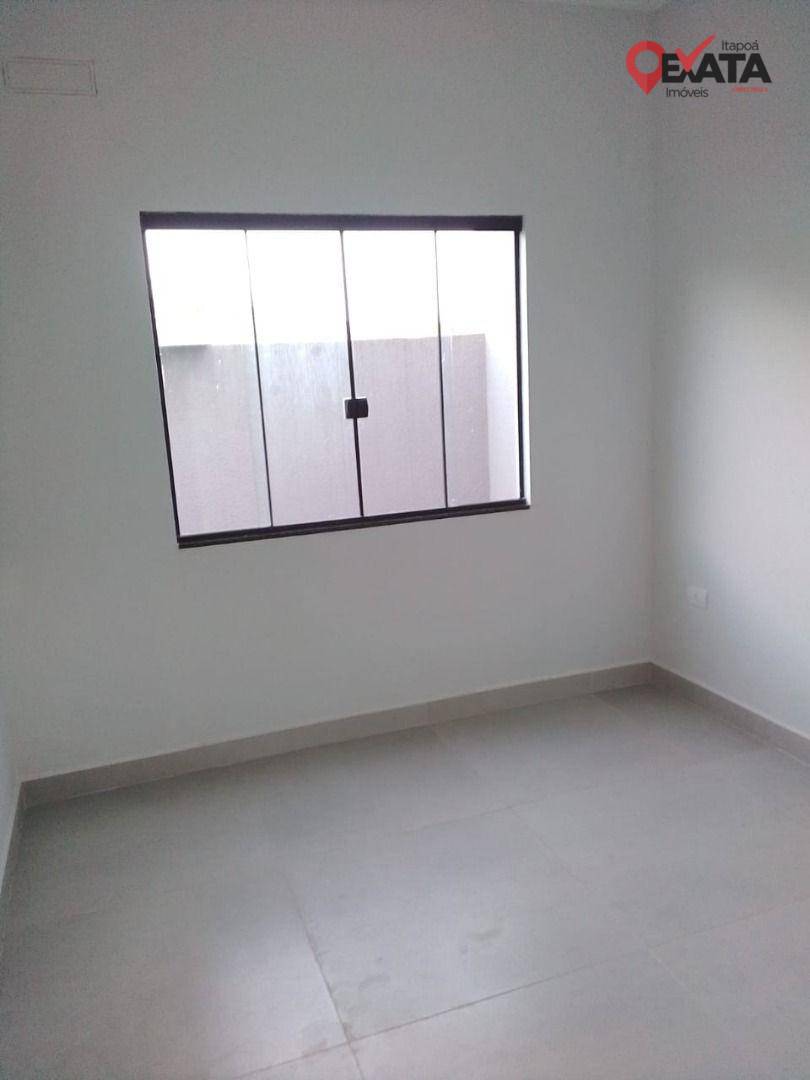 Casa à venda com 3 quartos, 90m² - Foto 5