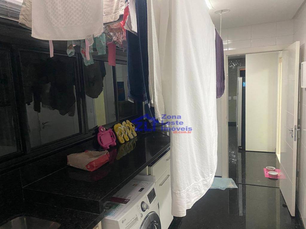 Apartamento à venda com 3 quartos, 186m² - Foto 30