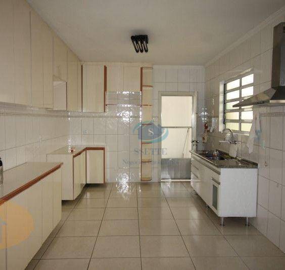 Sobrado à venda com 3 quartos, 175m² - Foto 19