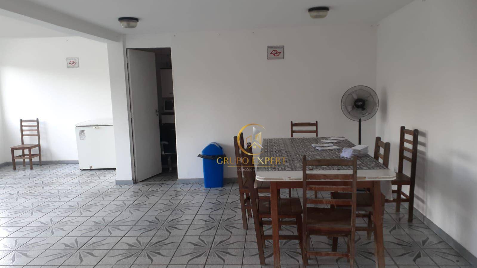 Apartamento à venda com 2 quartos, 40m² - Foto 22