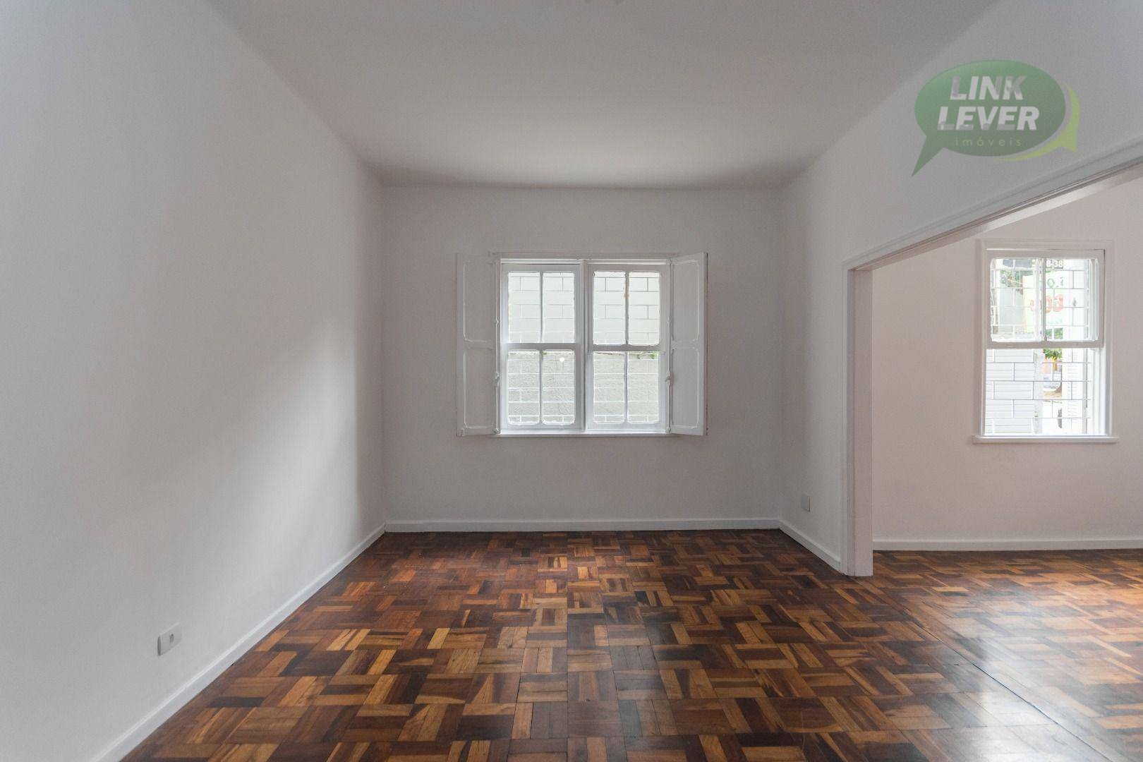 Apartamento para alugar com 3 quartos, 135m² - Foto 13