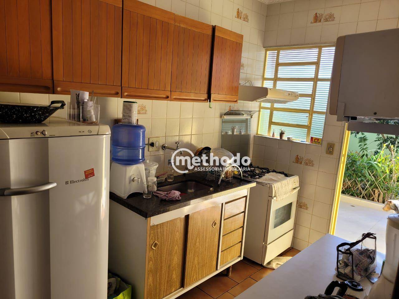 Casa à venda com 4 quartos, 180m² - Foto 14