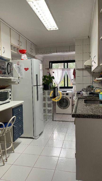 Apartamento à venda com 3 quartos, 105m² - Foto 26